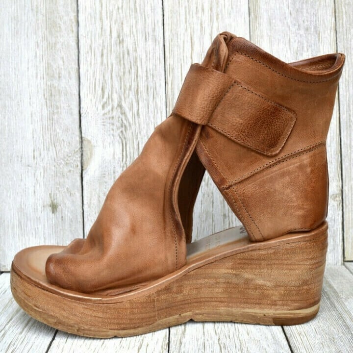 Wedge Sandals with Buckle in Boho Style