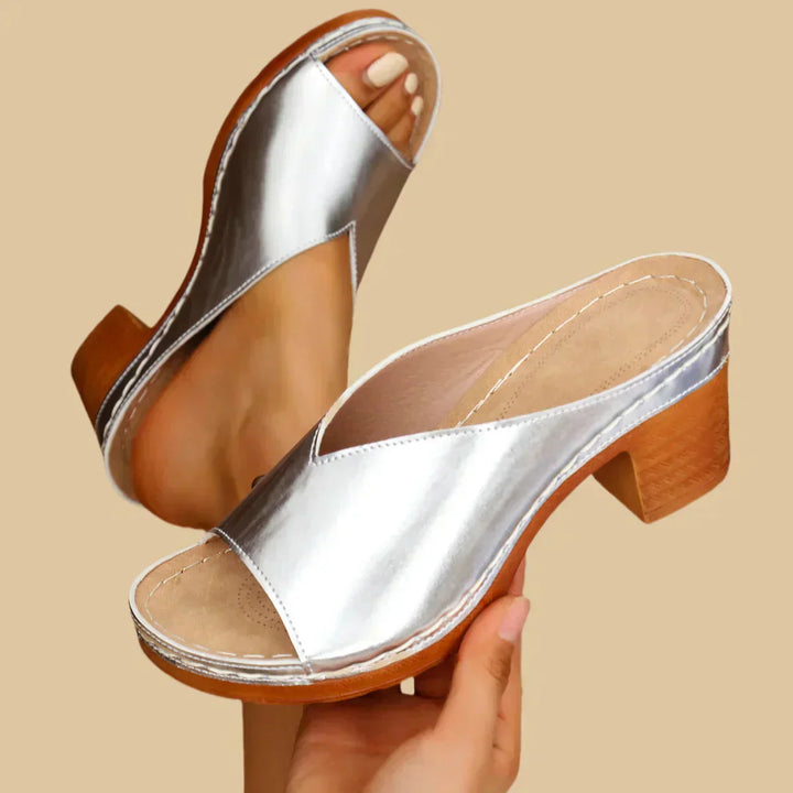 Orthopaedic Sandals with Thick Heels