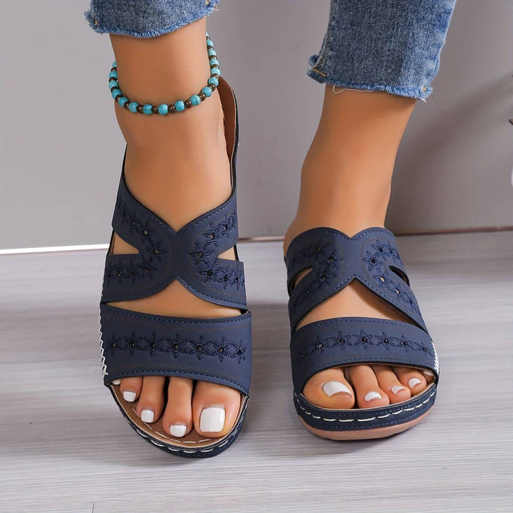 Slip-Resistant Orthopaedic Sandals