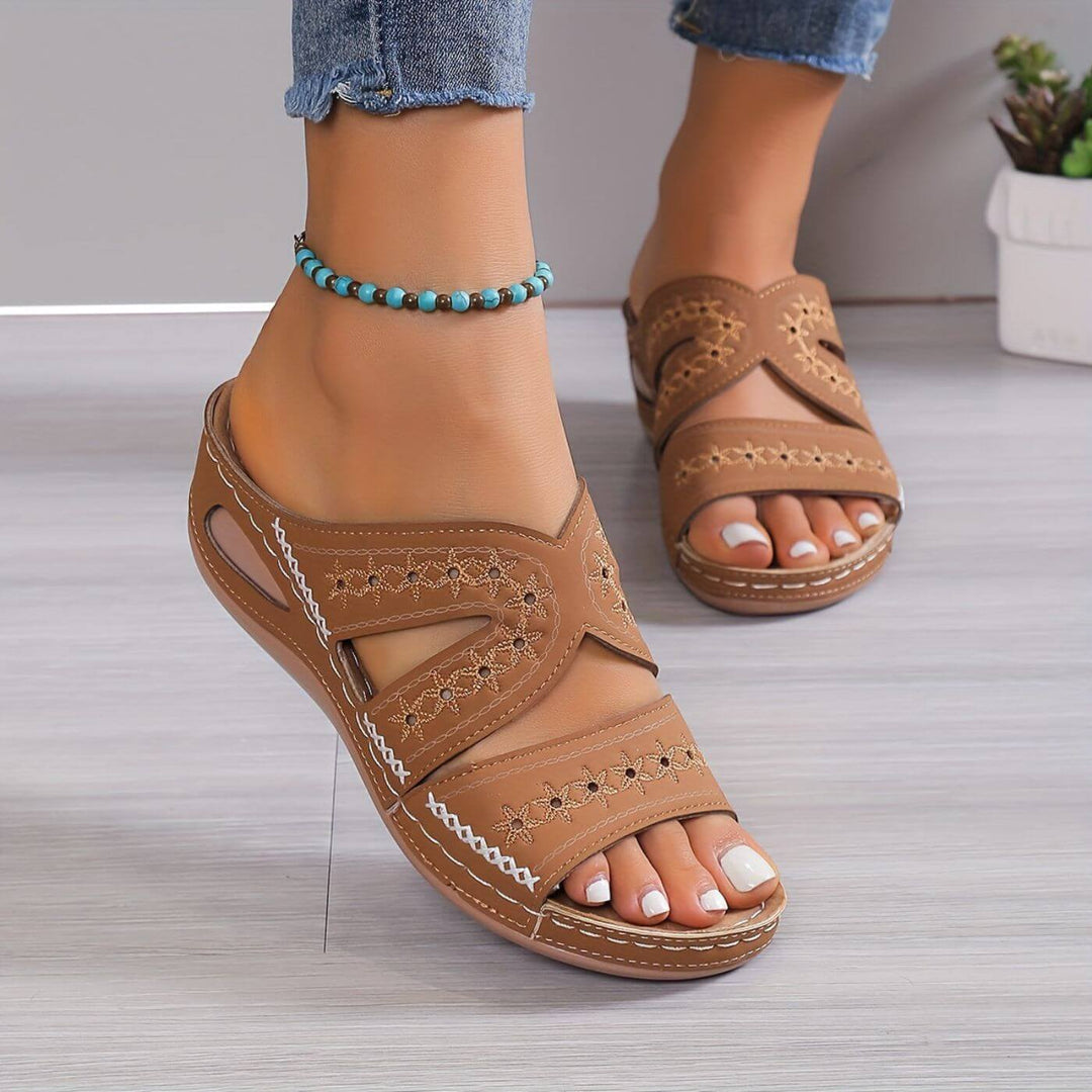 Slip-Resistant Orthopaedic Sandals