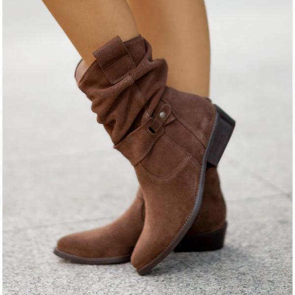 Elegant Ankle Boots with Zipper Closure