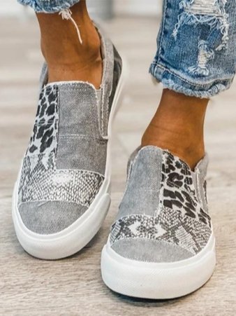 Trendy Pain-Relieving Slip-Ons