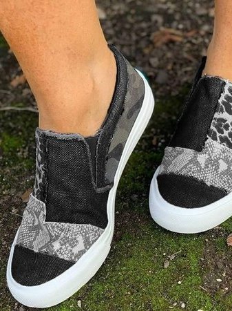 Trendy Pain-Relieving Slip-Ons