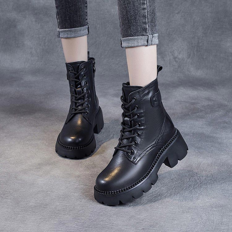 Orthopaedic Boots